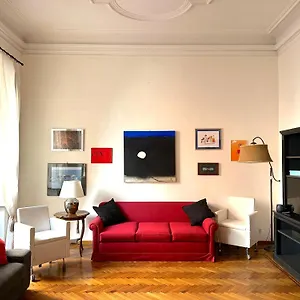 Chiatamoon , Napoli Italia